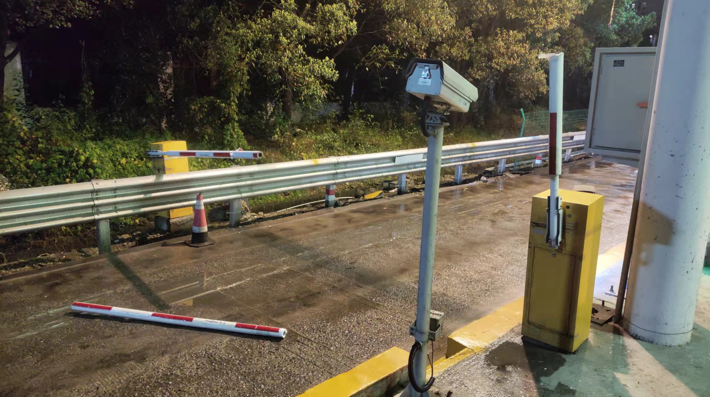 1647502262354386.jpg 2.jpg